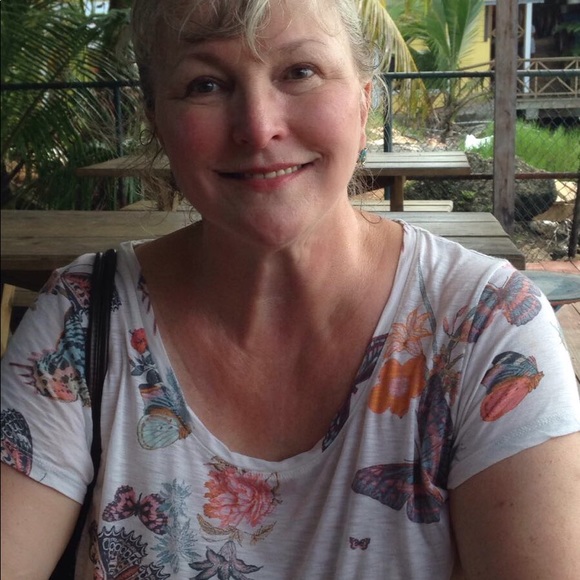 Meet your Posher, Cheri - Picture 1 of 1